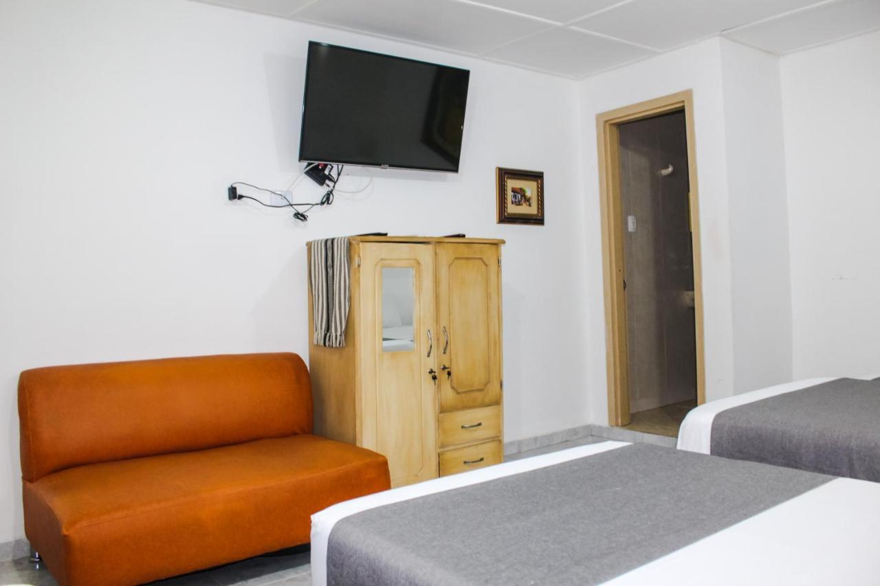 בארנקווילה Hotel Poblado Suite מראה חיצוני תמונה